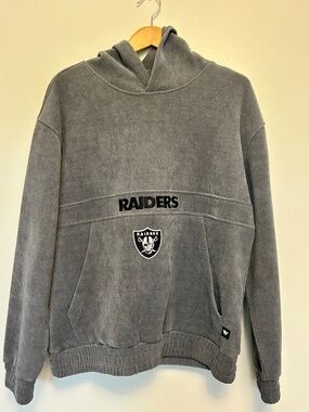 NWT The Wild Collective NFL Las Vegas Raiders Grey Corduroy Hoodie Sweatshirt M